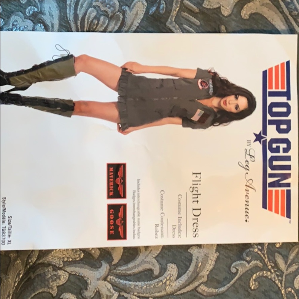 Too Gun costume NEVER WORN
